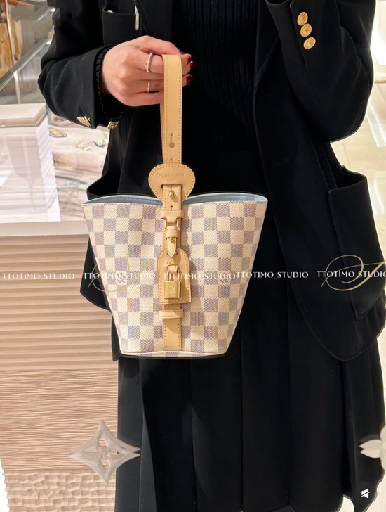 루이비통 아주르 다미에 올인BB