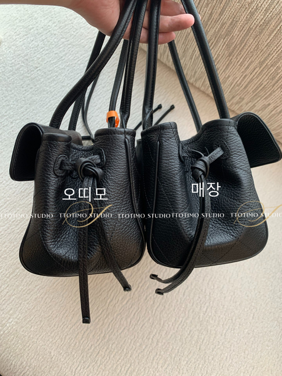 샤넬 26SS 블랙 스몰 쇼퍼백 CC로고