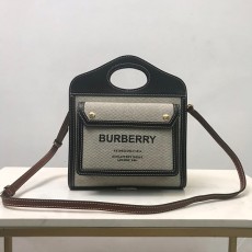 버버리 미니 투톤 캔버스 레더 포켓 토트백 80393631