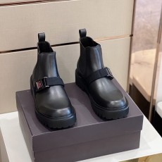 발렌티노 버클 스트랩 워커 첼시부츠
